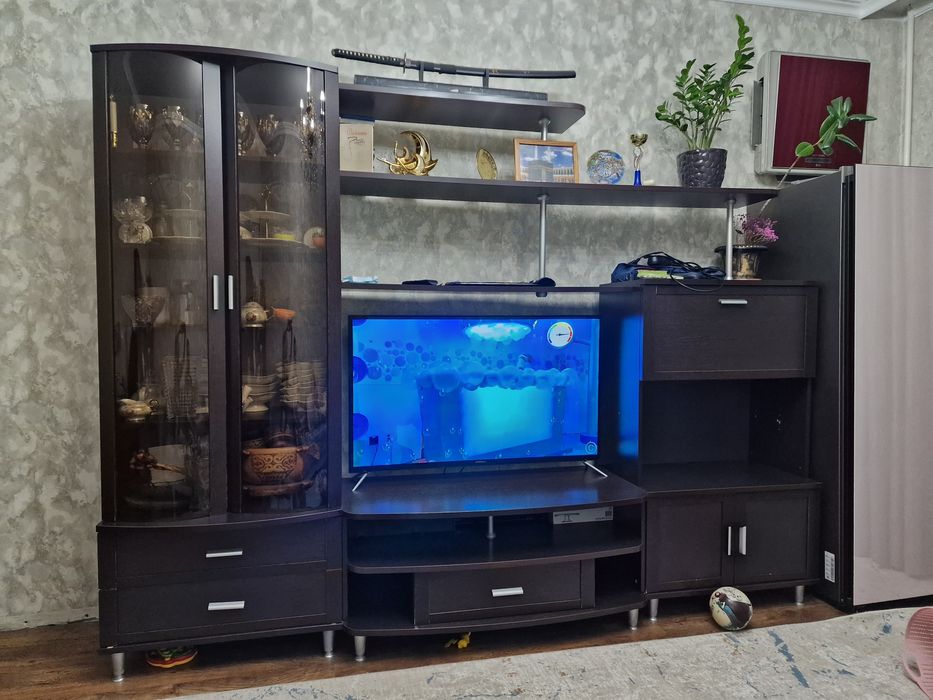 Горка для гостиной