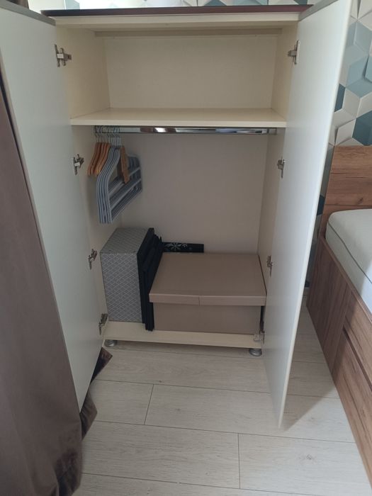 Dulăpior haine copii