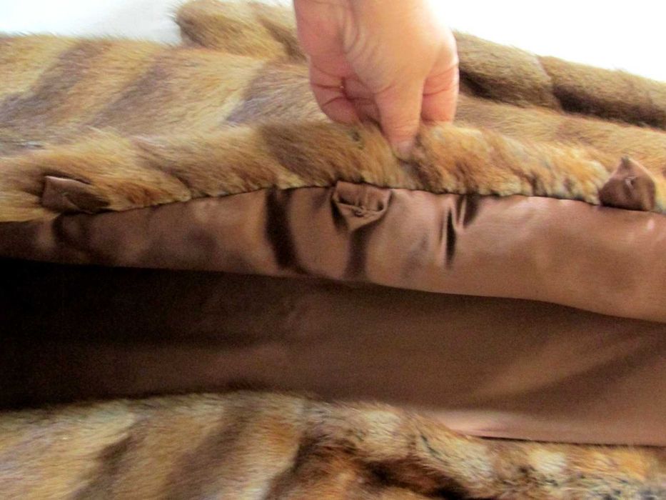 Haina lunga din blana naturala, spate bizam, mas. 46, model clasic