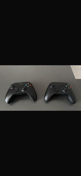 Vand Xbox series X  cu 2 manete