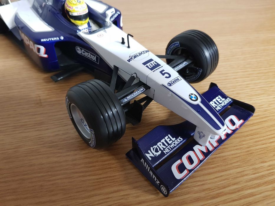 Macheta  Williams FW23 2001, scara 1/18, HotWheels