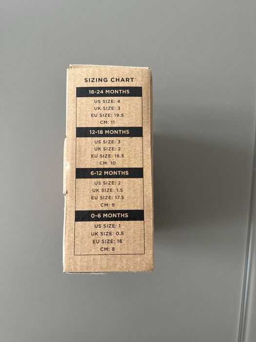 Бебешки обувки / буйки  TOMS, модел Lima, размер 6-12 месеца,