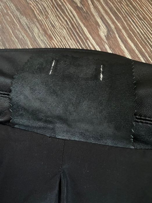 Кожаную куртку продам