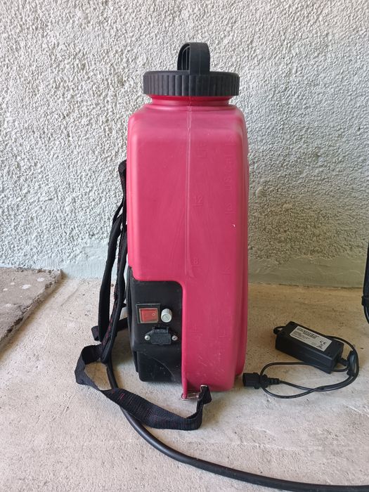 Акумулаторна пръскачка Raider