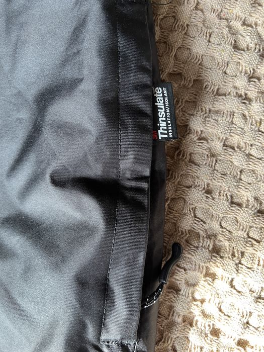 Pantaloni de schi