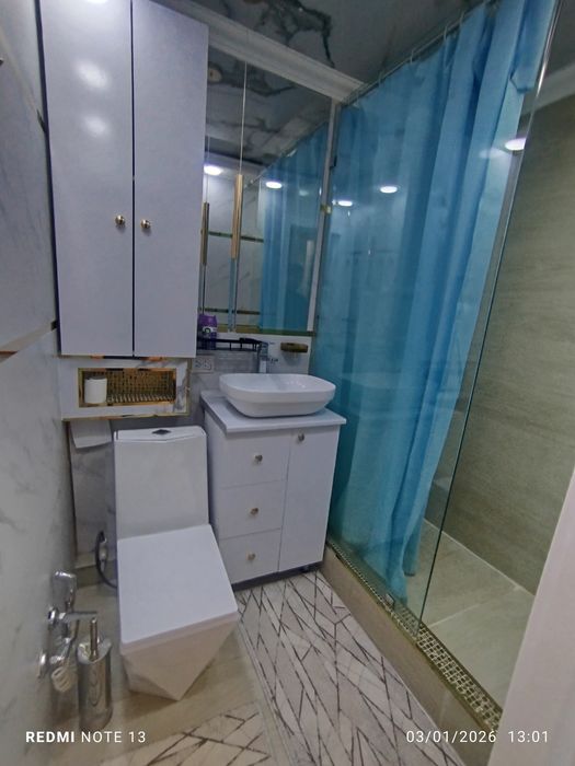 Chilonzor 1kvartlda dom sotiladi  3etaj 4etajli dom