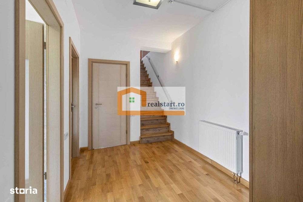 Cornu, Vedere catre Breaza si Padure, Vila D+P+M, 3300mp teren, 4 loc