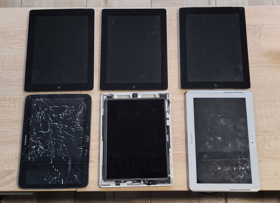 Lot 17 tablete defecte / sparte - pentru piese, reparații, service