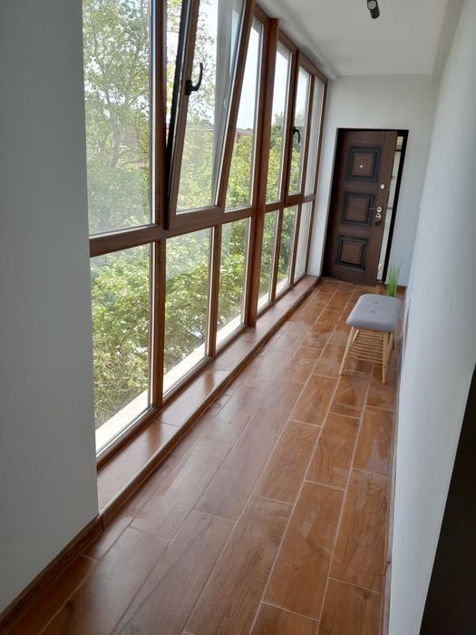 Продава се Двустаен апартамент в Варна, Електрон - 90 кв.м за 4 €/кв.м - Снимка #2