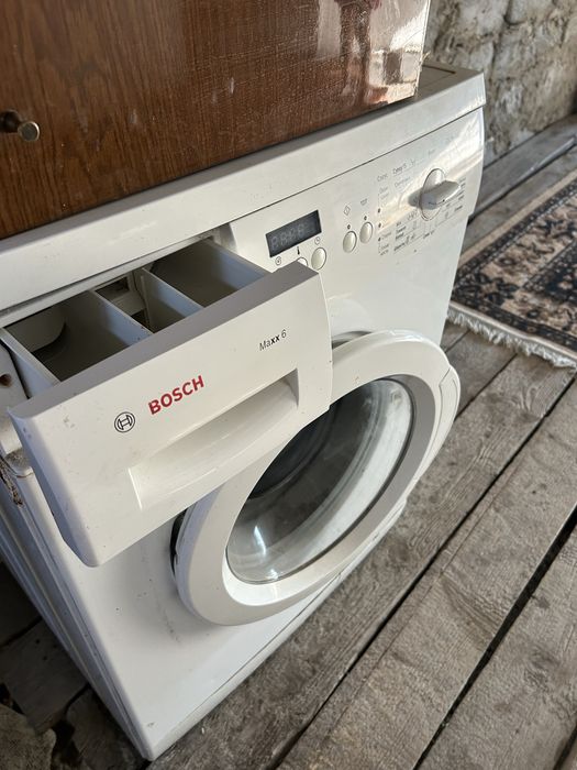 стиральная машина марки Bosch Maxx 6