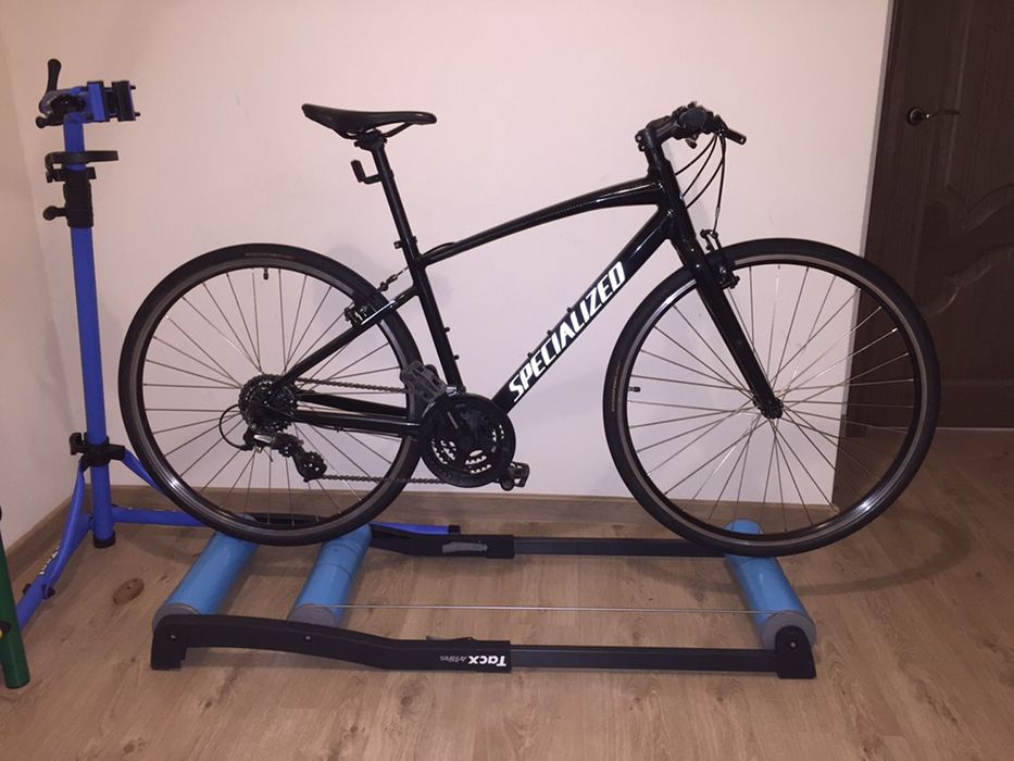 Велосипед Specialized Sirrus 1.0