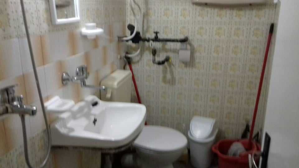 Дава се под наем Двустаен апартамент в Бургас, Зорница - 55 кв.м за 89.25 € - Снимка #4