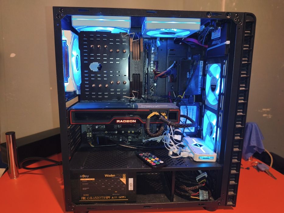 Геймърски компютър rx 6700 xt 12gb Ryzen7 5800x