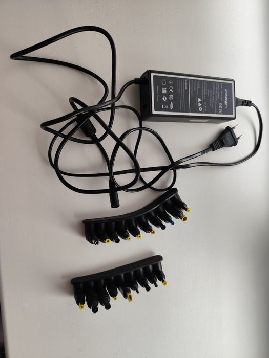 Универсальный блок питания для ноутбука 90W Crown CMLC-6009