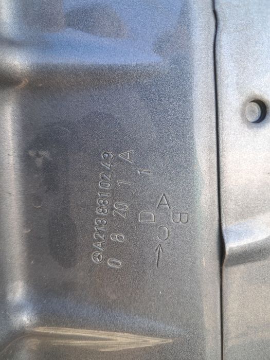 Калник мерцедес W213 Mercedes W213