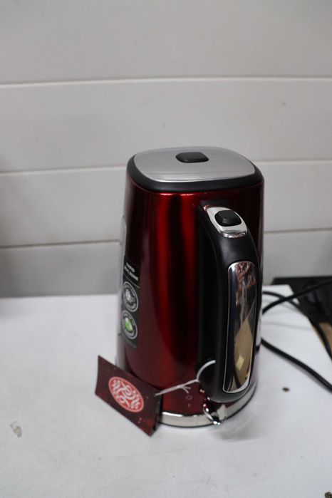 Russell Hobbs Luna Solar 23210-70 – Електрическа кана, 1,7 литра, неръждаема стомана, 2400 W, червена