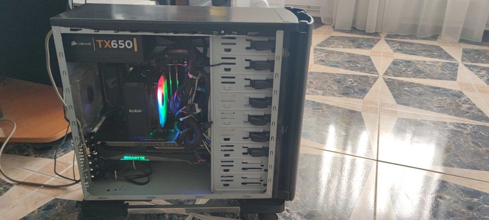 PC (calculator) Gaming Ryzen7 5800X, Gigabyte Aorus Elite, memorie RAM DDR4 Kingston Fury 32 GB CL16 , SSD Kingston NV2 M2 500GB, Gigabyte RTX 3070Ti