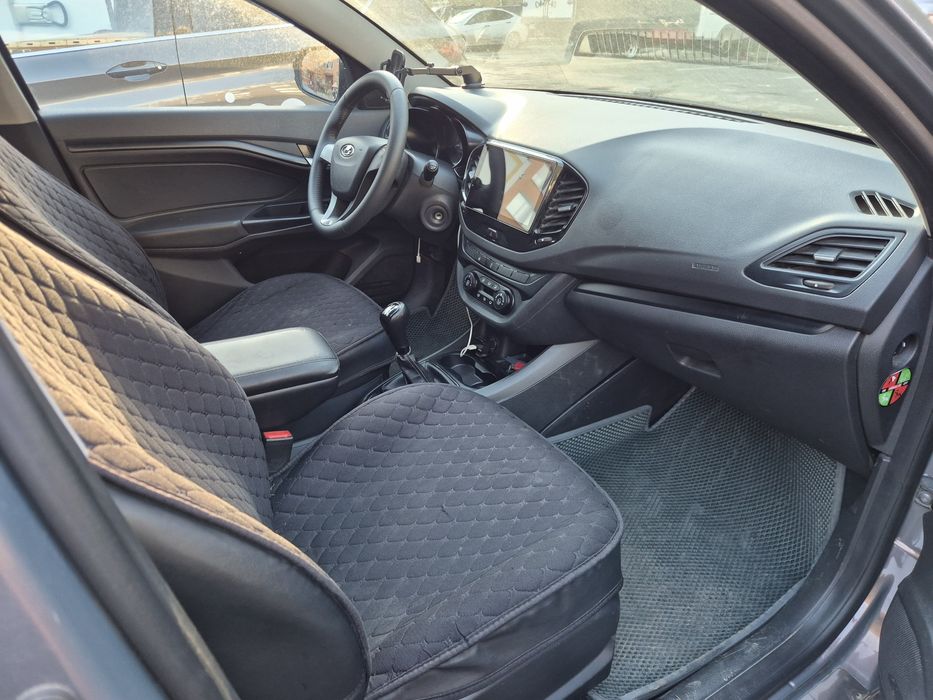 Lada vesta продам