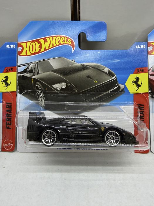 Ferarri F40 365 12cilindri  lot 3 machete Hot Wheels scara 1:64