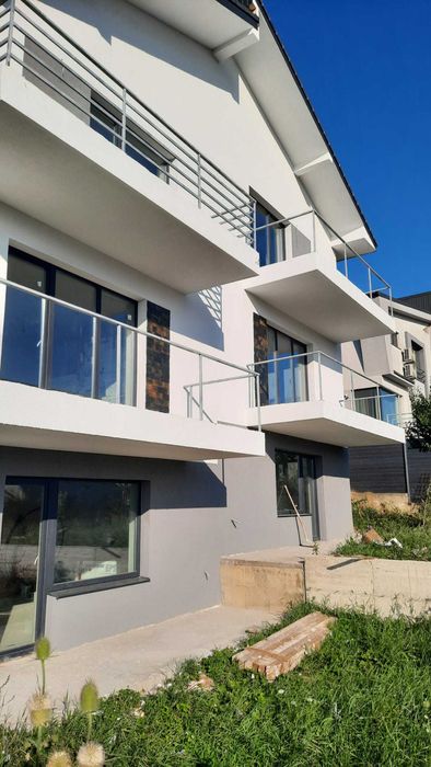 Casa de vanzare duplex 5 camere Cluj-Napoca