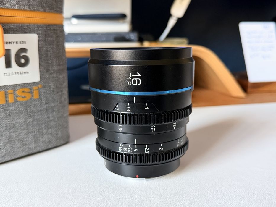 Obiective Sirui 16 & 75 Manuale Sony