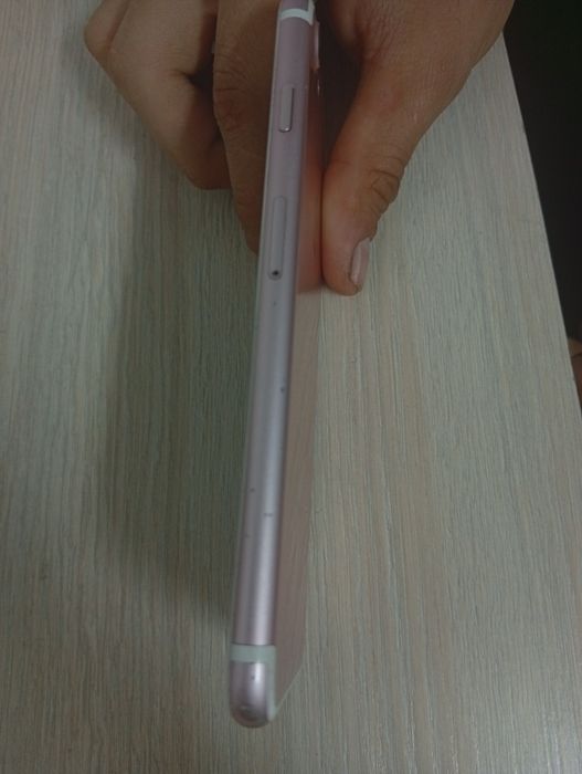 iPhone 7 бу     продам не дорого