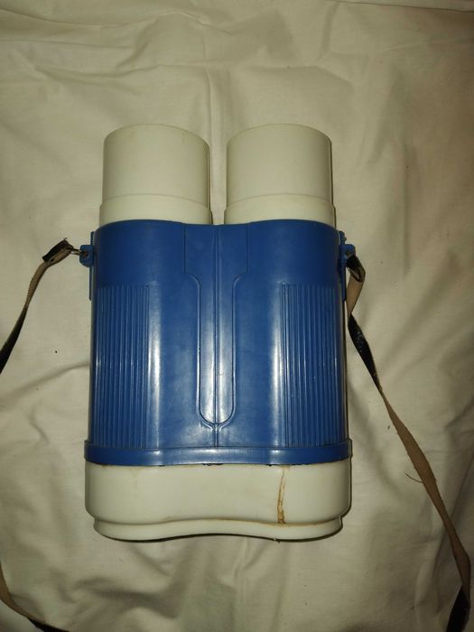 Продавам двоен термос Crown Corning Thermique Doubleheader,