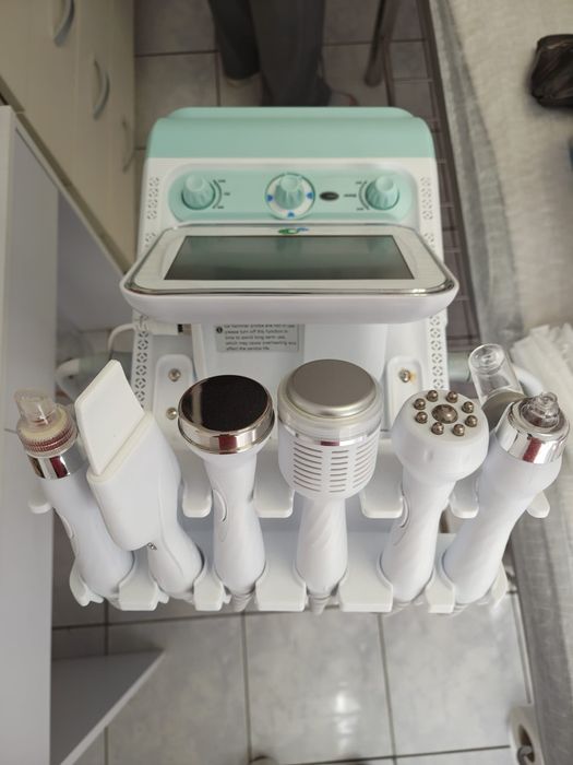 Vând combina cosmetica