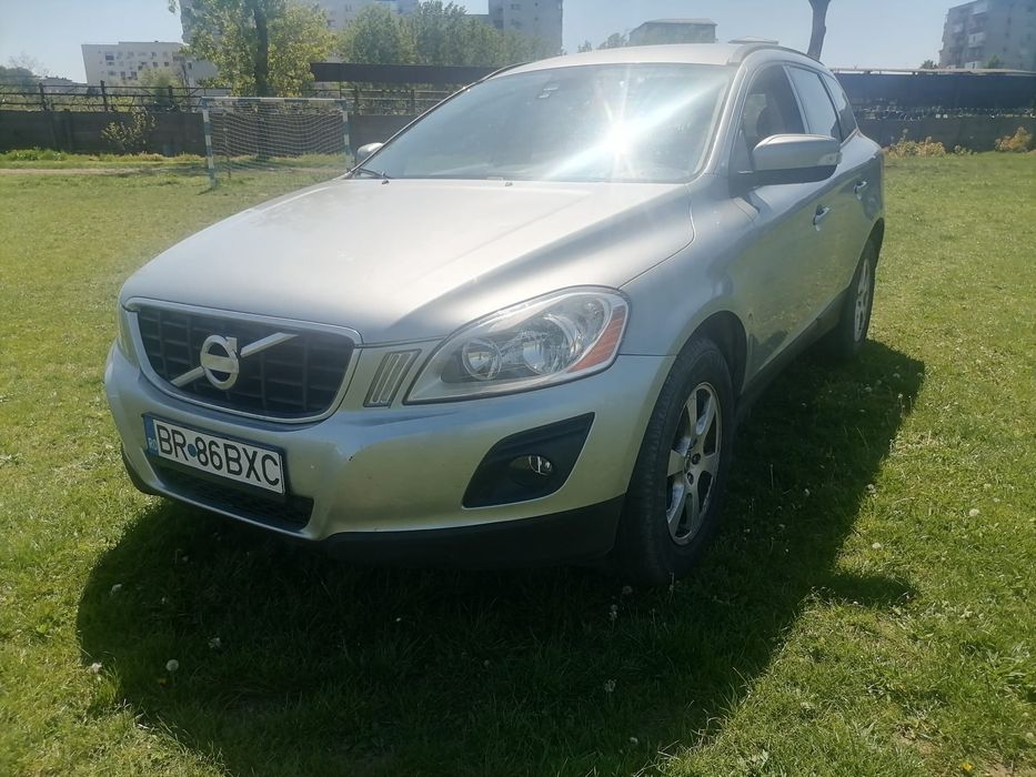 Vând Volvo xc60 an 2010