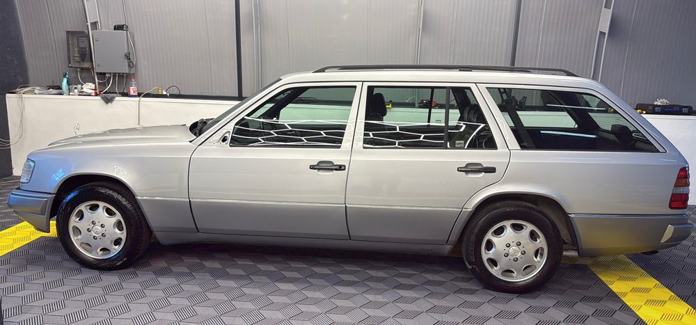 Mercedes w124, 320 E, automat, 7 locuri, impecabil
