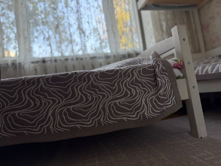 Продам кровать б/у