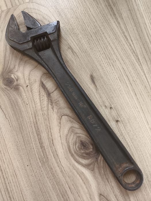 Раздвижени гаечени ключове