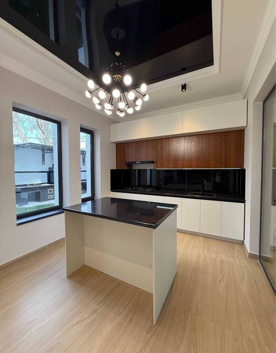 Срочно! Дом 260м² 2.6 сотки Хожи ота масжид УчКахрамон