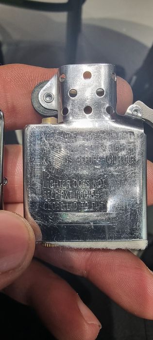 Зажигалка зиппо из 90х
