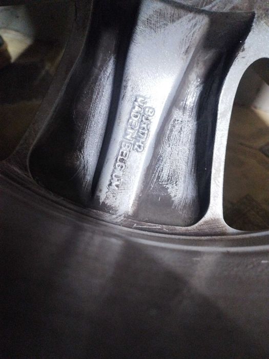 Диск с резиной на мерс