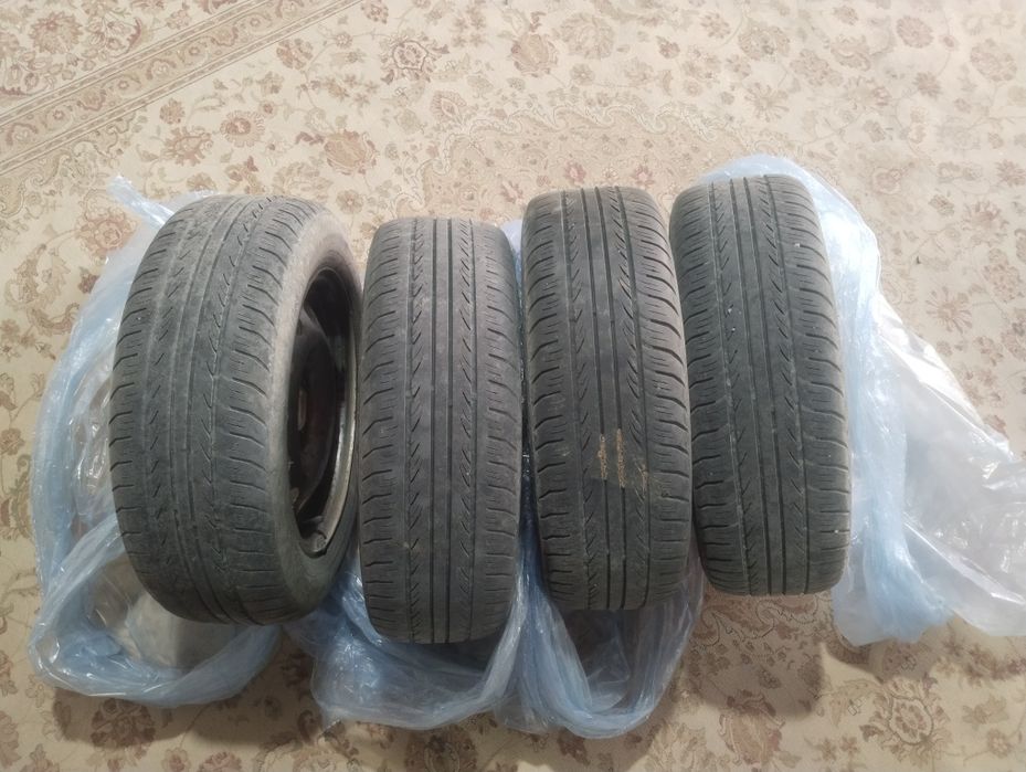 Летний покрышке с дисками размер 14. 185/60