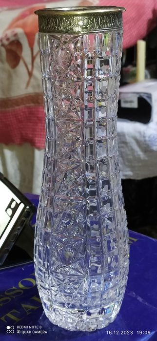 Хрустальная ваза серебро