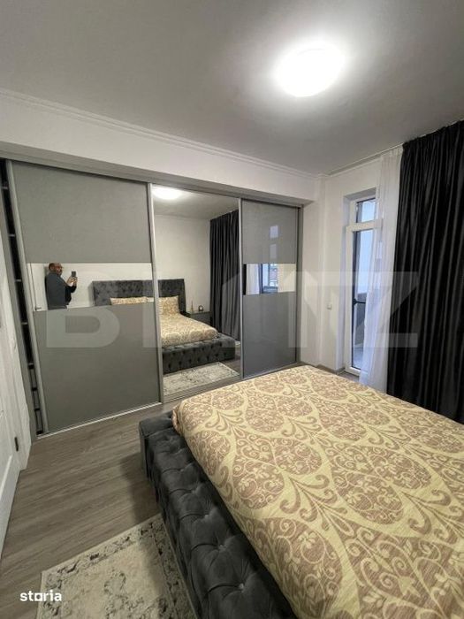Apartament 3 camere, 2 bai, 64 mp, 2 parcari, intermediar, zona Terra