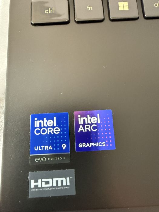MSI Prestige 13 AI+ Ukiyoe Edition A2VMG – ediție specială – NOU/SIGILAT