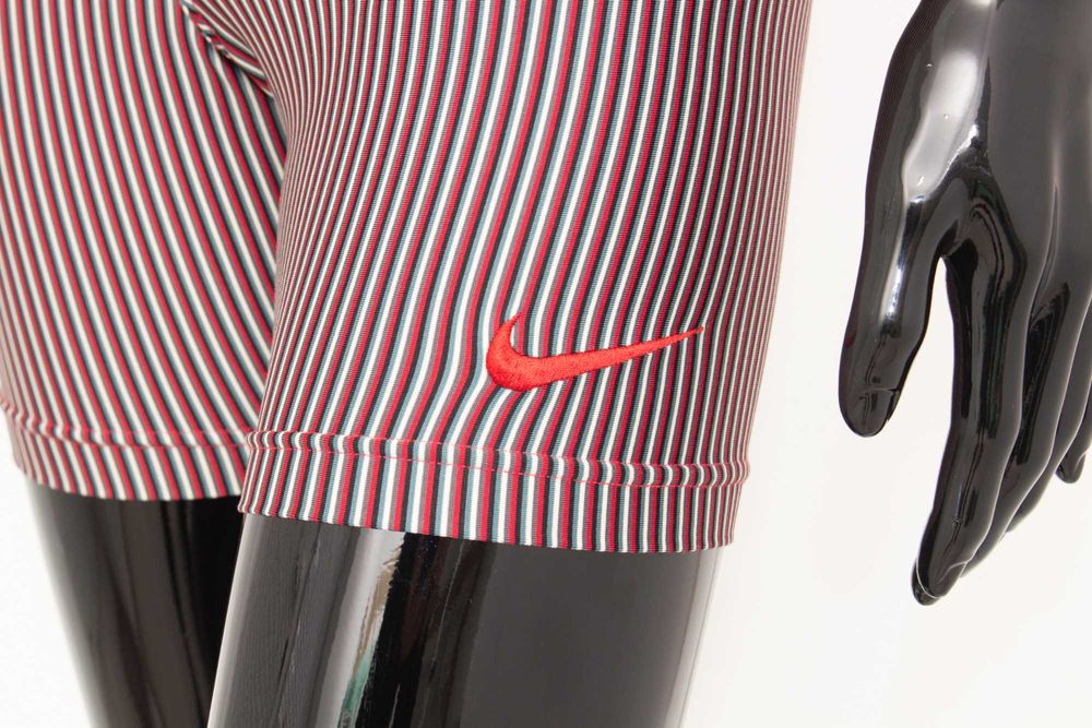 Nike оригинален дамски къс клин на райета висока талия винтидж М