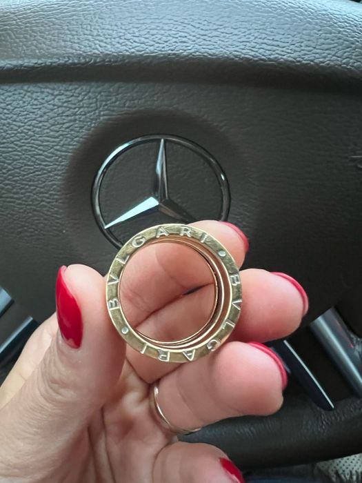 Продам золотое кольцо BVLGARI