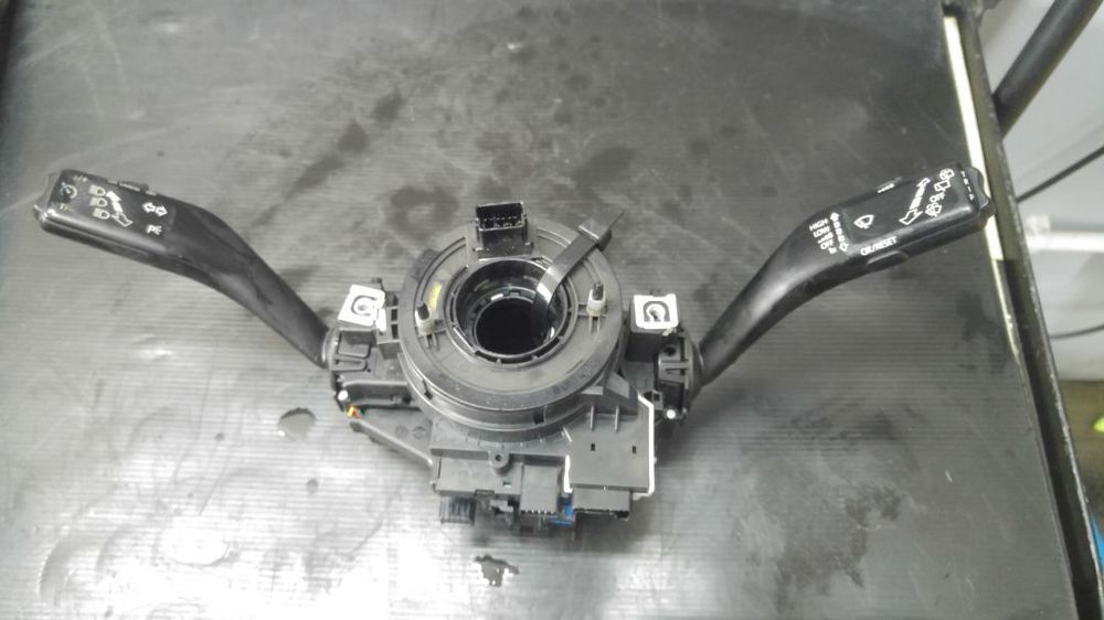 Bloc manete lumini semnalizari spirala volan seat leon 1k0953503