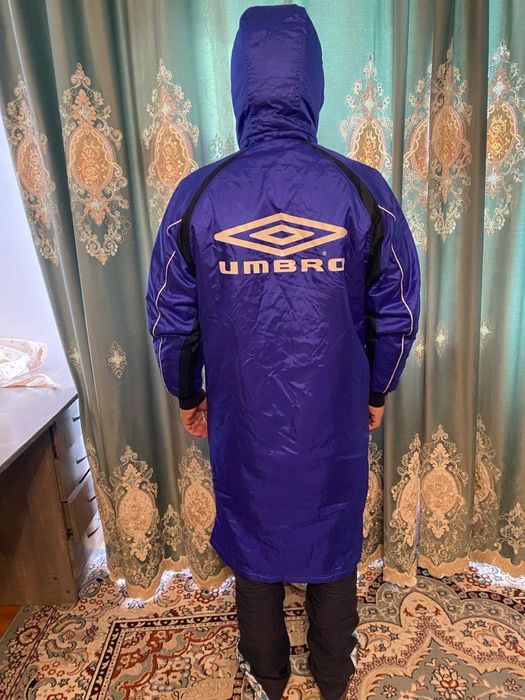 Плащ UMBRO на весну и осень
