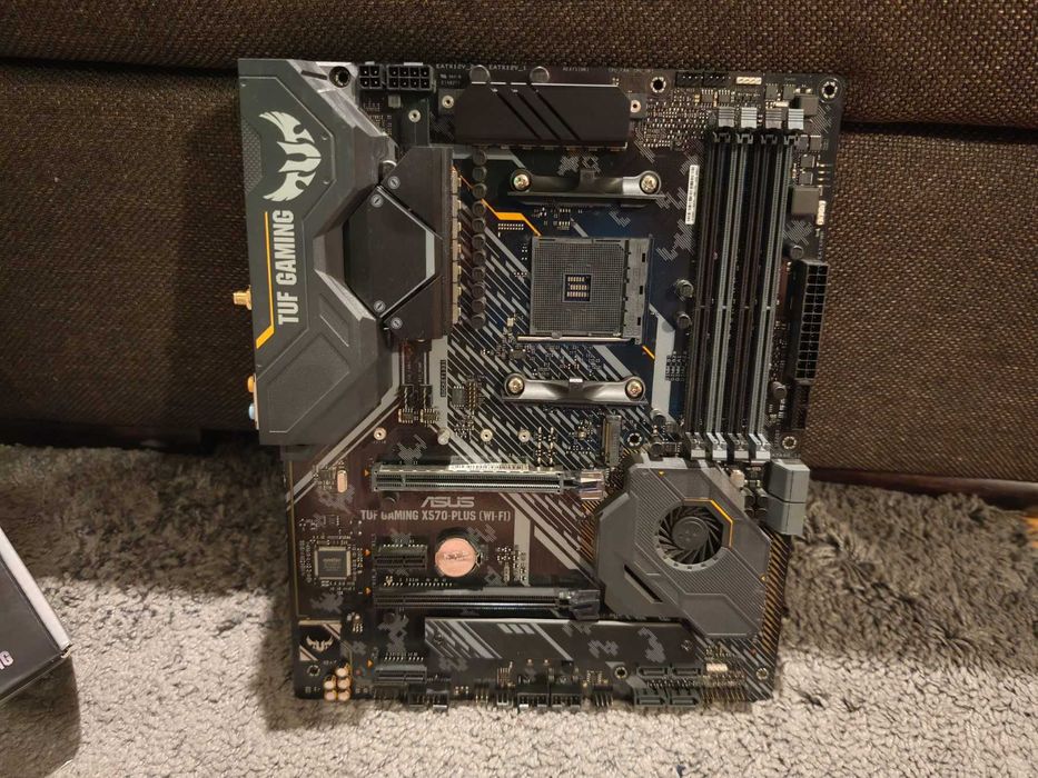 Дънна платка ASUS - TUF X570 Plus Gaming WIFI, AM4
