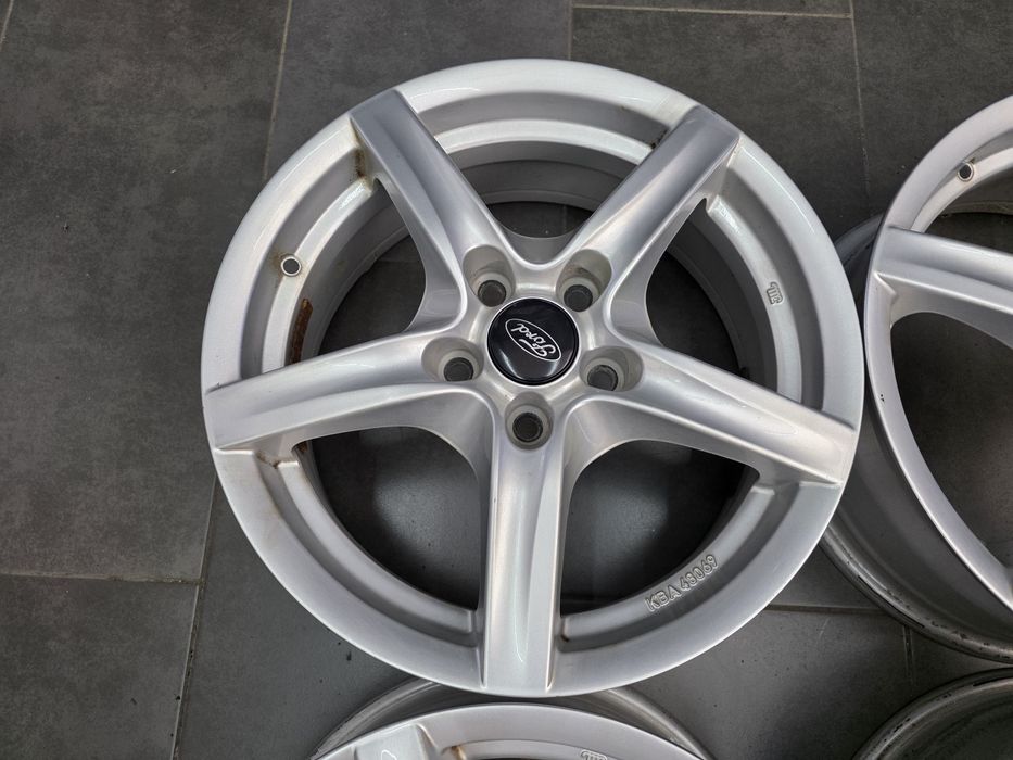 Джанти 16 - Ford