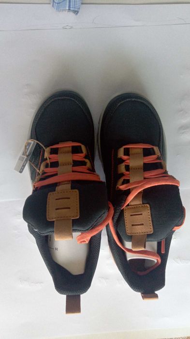 Обувки детски затворени