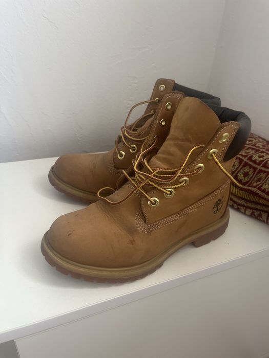 ботинок натуральный нубук Timberlanb размер 37