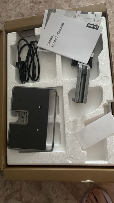 Монитор  продам Lenovo