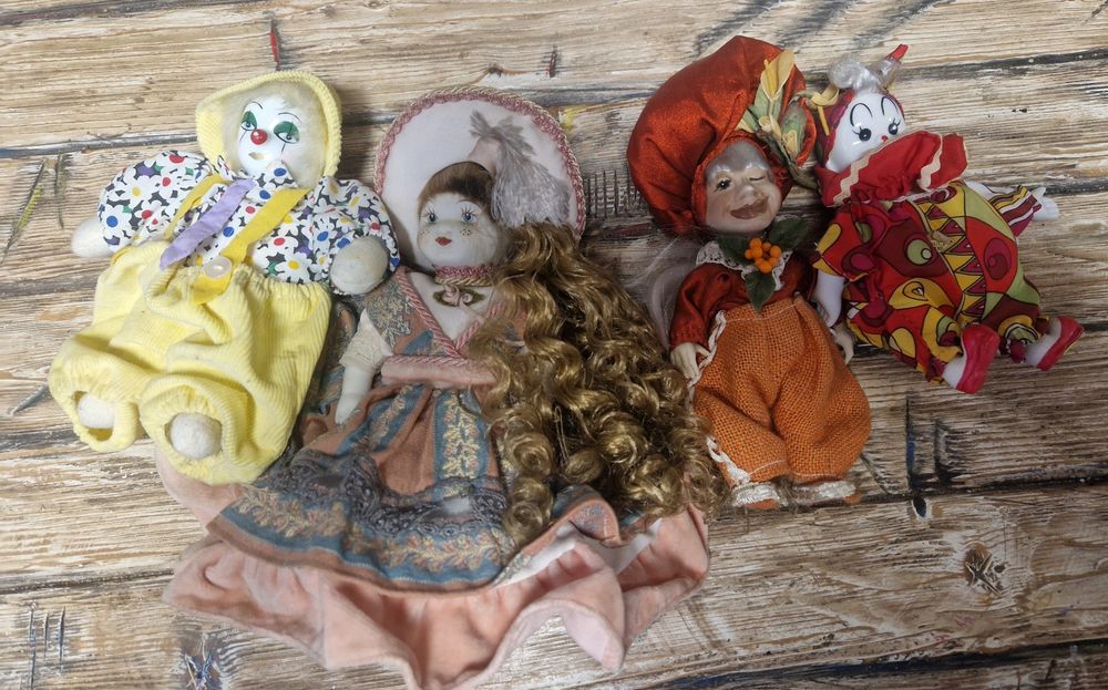 Разпродажба порцеланови кукли