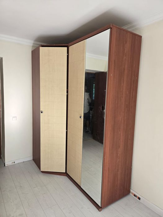 Продам платиновый шкаф